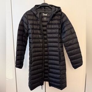 TNA/Aritzia Packable Puffer Jacket